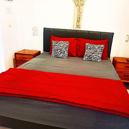 Loka Anyar Guest House Kerobokan Екстериор снимка