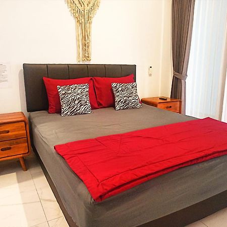 Loka Anyar Guest House Kerobokan Екстериор снимка
