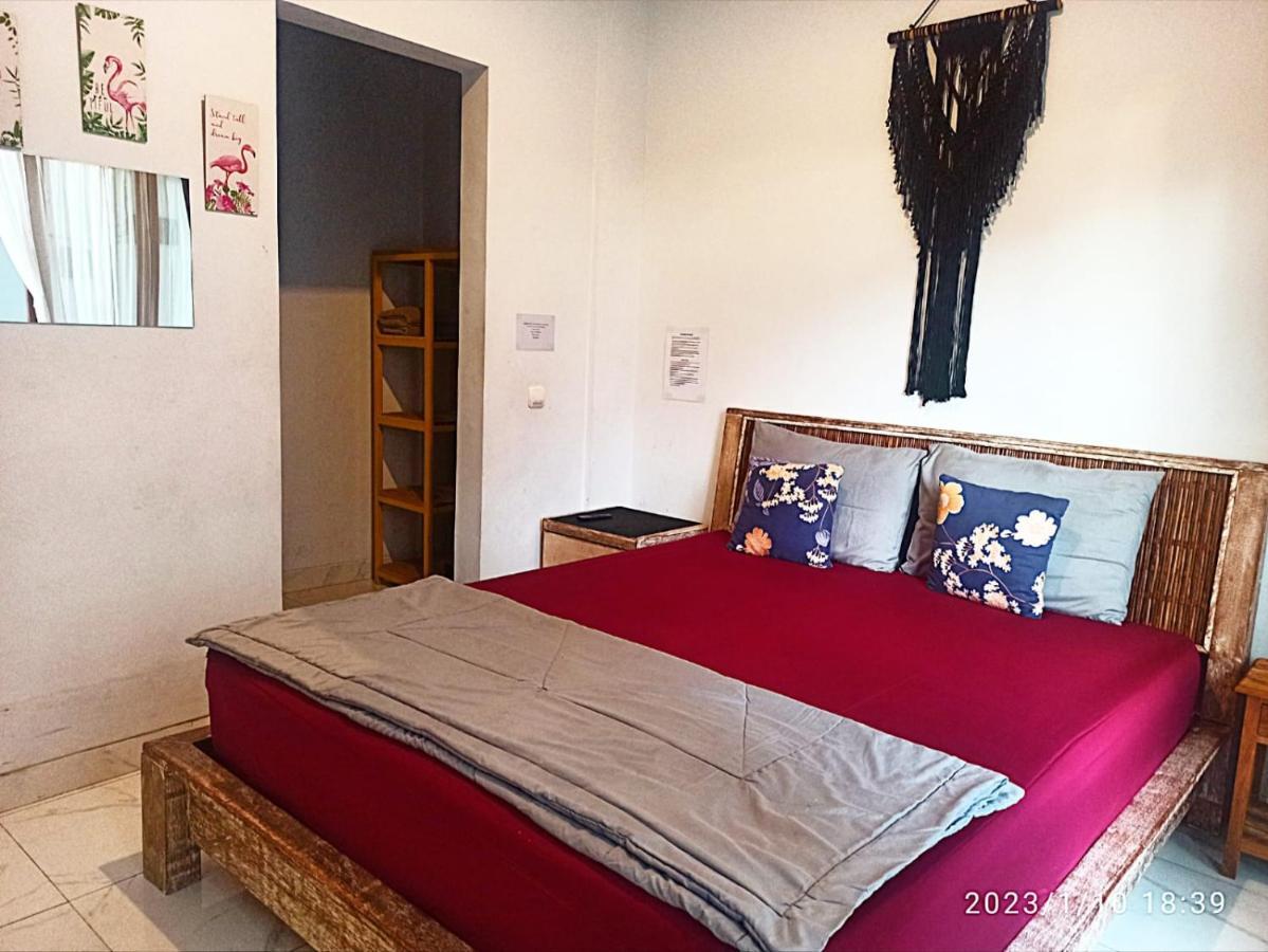 Loka Anyar Guest House Kerobokan Екстериор снимка